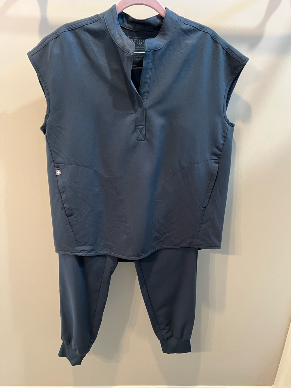 Figs Women's dark harbor Sleeveless Scrub Top & Joggers Set